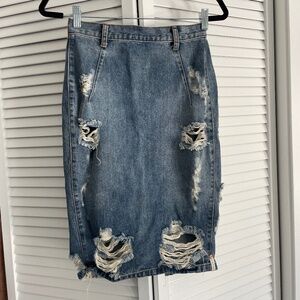 Aritzia Distressed Denim Skirt - Size 26